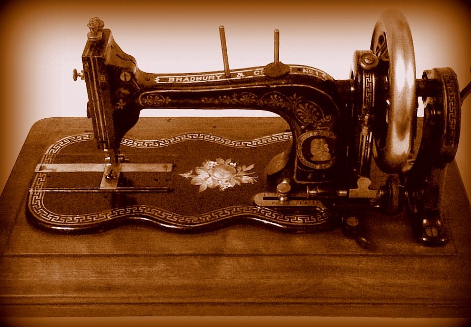 BRADBURY SEWING MACHINES Impressive Sewing Machine Wellington BRADBURY SEWING MACHINES Impressive Sewing Machine Wellington